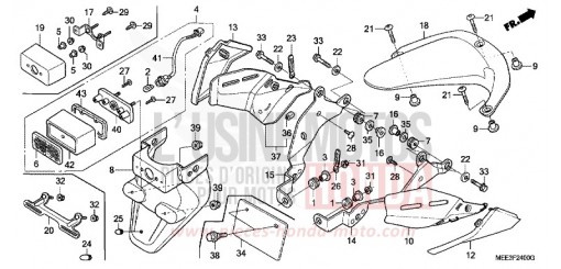GARDE-BOUE ARRIERE (CBR600RR3/4) CBR600RR3 de 2003
